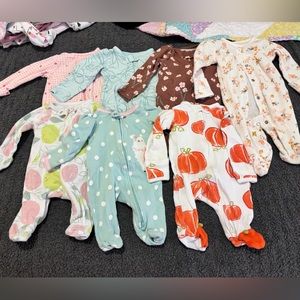 Carters footie bundle (newborn)